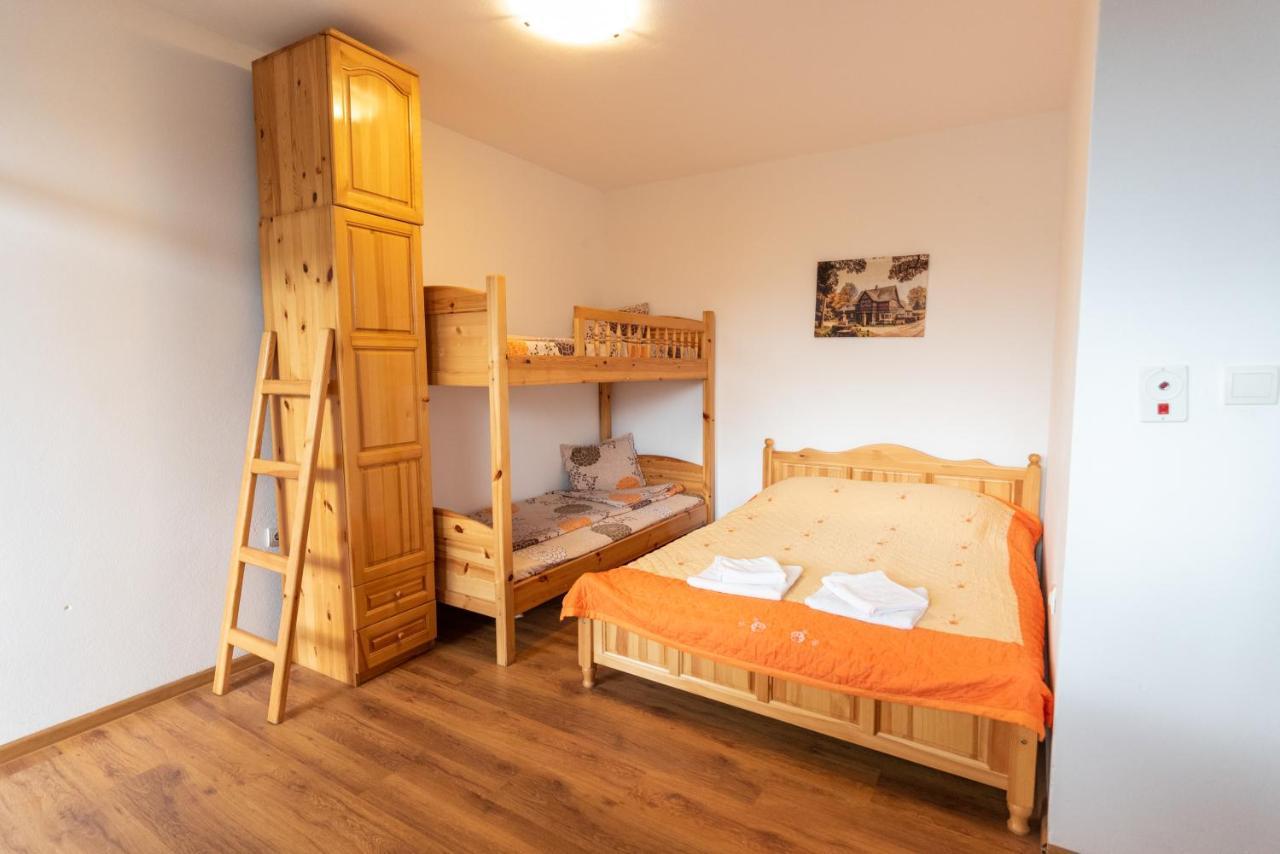 Orlino Holiday Park 瑟尔尼察 外观 照片